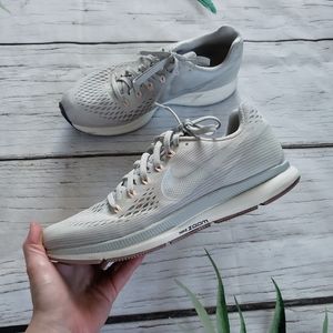 Nike Zoom Pegasus 34 Sneakers Size 9